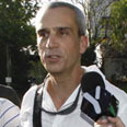 אברי גלעד מגיע למשטרה