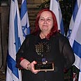 עטרה חיימוביץ' - "אני מוכנה לאמץ"