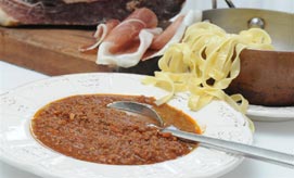 אוכל איטלקיץ ספגטי בולונז (צילום: ירון ברנר)