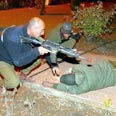 מחבל בהתנחלות. ארכיון