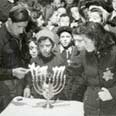 "קידוש החיים". הדלקת נרות חנוכה. "קידוש החיים". הדלקת נרות חנוכה.