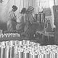 מפעל לייצור כלי אוכל מאלומיניום. רמת-גן, 1938 מפעל לייצור כלי אוכל מאלומיניום. רמת-גן, 1938