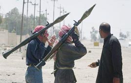 עיראק פלוג'ה חיילים שומרים