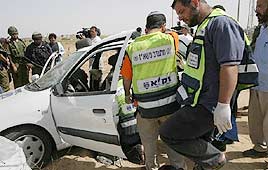 מכוניתה של טלי חטואל בה נהרגה עם ארבע בנותיה