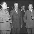 צ'רצ'יל עם סטלין וטרומן בוועידת פוטסדם (1945) צ'רצ'יל עם סטלין וטרומן בוועידת פוטסדם (1945)
