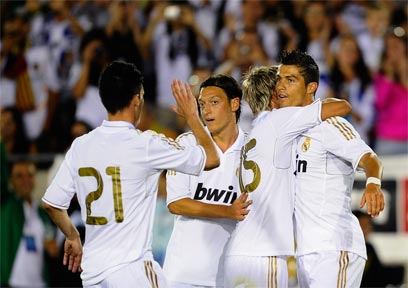 באו לראות את אחת מקבוצות הכדורגל המצליחות בעולם. ריאל מדריד (צילום: AFP) (צילום: AFP)