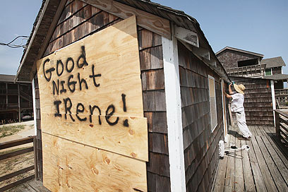 מתכוננים להוריקן בצפון-קרוליינה (צילום: AFP) (צילום: AFP)