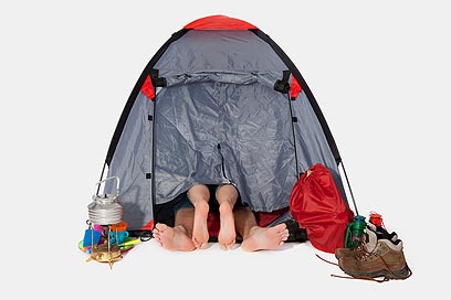 זימה, חשק ואוהל אחד (צילום: shutterstock) (צילום: shutterstock)