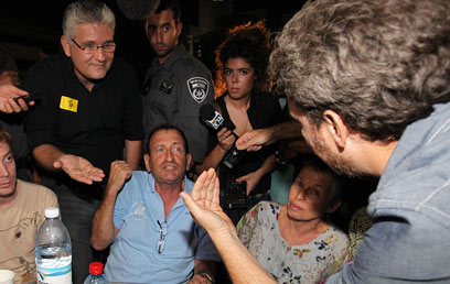 ראש העיר תל-אביב לא יכול היה לדבר (צילום: אלי אלגרט ) (צילום: אלי אלגרט )