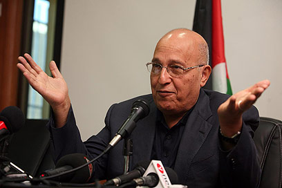 נביל שעת', היום ברמאללה (צילום: גיל יוחנן)