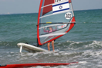 דוידוביץ'. הישראלית המובילה בתחרות (צילום: זיו לבנון OCEAN NATION) (צילום: זיו לבנון OCEAN NATION)