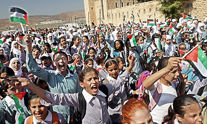 Rallying against Obama in Ramallah (Photo: EPA)