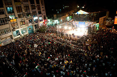 Palestinians celebrate in Ramallah (Photo: Ben Kelmer)