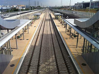 תחנת הרכבת בראשון לציון, הבוקר (צילום: יואב מלכה) (צילום: יואב מלכה)