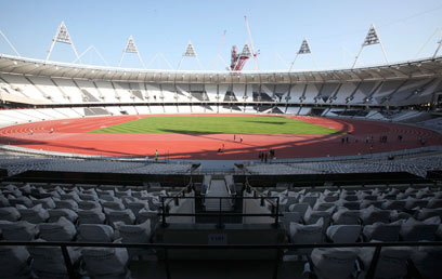 אצטדיון האתלטיקה. 6 מיליארד ליש"ט הושקעו בבניית המתקנים (צילום: AP) (צילום: AP)