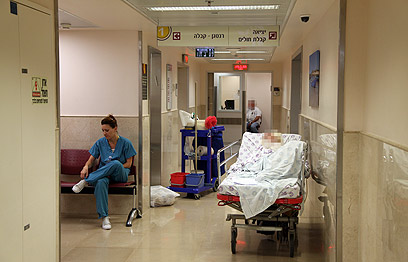 המיון בבית חולים רמב"ם. החולים ממתינים שעות ארוכות (צילום: אבישג שאר ישוב) (צילום: אבישג שאר ישוב)