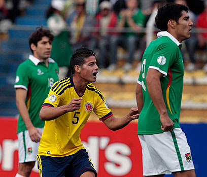 רודריגס חוגג במשחק של נבחרת קולומביה מול בוליביה (צילום: רויטרס) (צילום: רויטרס)