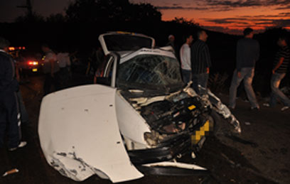 זירת התאונה בכרמל (צילום: אתר פאנט) (צילום: אתר פאנט)
