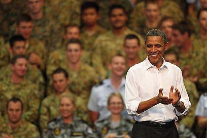 ברק אובמה בביקור חיילים באוסטרליה (צילום: EPA) (צילום: EPA)