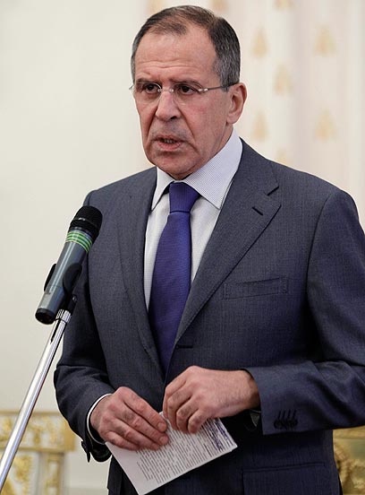 שר החוץ הרוסי לברוב נעמד לצדה של סוריה (צילום: AP) (צילום: AP)