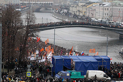 כך זה נראה במוסקבה בצהריים (צילום: רויטרס) (צילום: רויטרס)