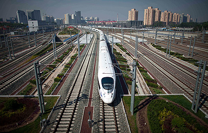 רכבת מהירה בסין: הסינים יבנו גם את הקו לאילת? (צילום: AP) (צילום: AP)