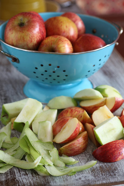 תפוחים מתוקים וחמצמצים, אך האם הם מקומיים? (צילום: אסף רונן ) (צילום: אסף רונן )