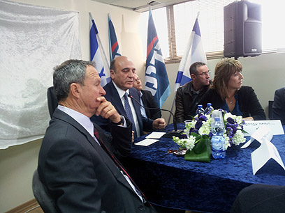 השקת הקמפיין. אנשי מופז (צילום: אטילה שומפלבי)