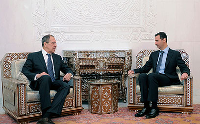 הדף את ניסיונות המערב להטיל עוד סנקציות על סוריה. לברוב ואסד (צילום: רויטרס) (צילום: רויטרס)