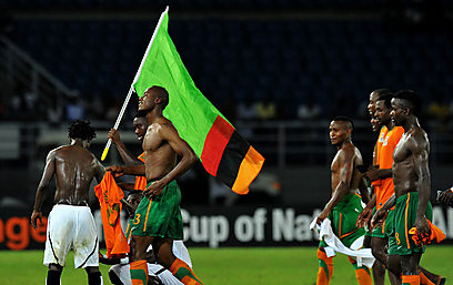 זמביה חוגגת תואר היסטורי (צילום: AFP) (צילום: AFP)