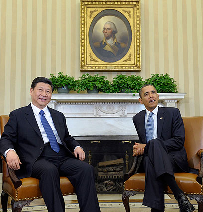 אובמה לצד עמיתו הסיני שי ג'יפינג (צילום: AP) (צילום: AP)