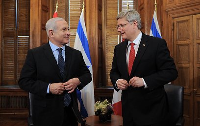 נתניהו עם ראש ממשלת קנדה סטיבן הרפר, הערב (צילום: רויטרס) (צילום: רויטרס)