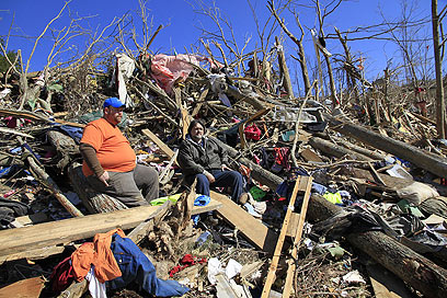 הרס שזרע טורנדו בקנטאקי (צילום: MCT) (צילום: MCT)