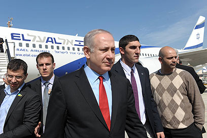 ראש הממשלה נוחת בישראל, היום בצהריים (צילום: עמוס בן גרשום, לע"מ) (צילום: עמוס בן גרשום, לע