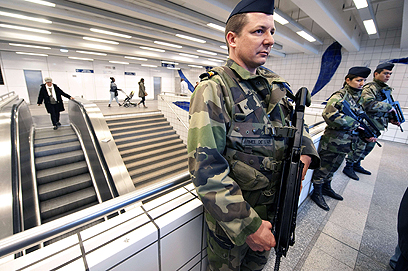 אבטחה מוגברת בעקבות הפיגוע (צילום: AFP) (צילום: AFP)