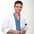 אחרי. ד"ר אריק אלפר, רופא, תל אביב