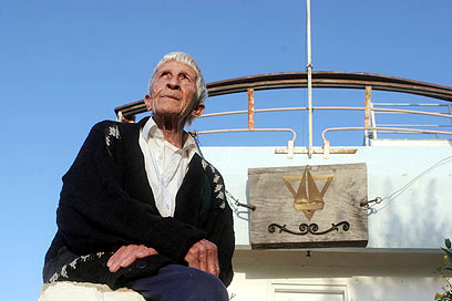 הקפטן אייק אהרונוביץ', שנפטר ב-2009 (צילום: אלעד גרשגורן) (צילום: אלעד גרשגורן)