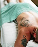 תעשי לי נעימים בגב