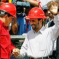 צילום: רויטרס צ'אבז ואחמדי-נג'אד. ידידות מסוכנת?