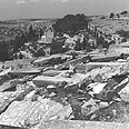 מצבות מחוללות בבית הקברות היהודי בהר הזיתים, 1967 מצבות מחוללות בבית הקברות היהודי בהר הזיתים, 1967