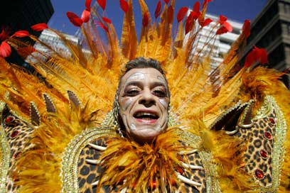 לנראות הגאה יש מחיר כבד. מצעד גאווה בדרום אמריקה (צילום: AP) (צילום: AP)