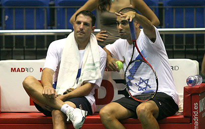 אנדי רם ויוני ארליך. טניסאים בינוניים שהתמקצעו בזוגות (צילום: אורן אהרוני) (צילום: אורן אהרוני)