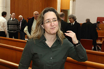 אילנה דיין לפני הדיון בערעור של סרן ר' (צילום: אוהד צויגנברג) (צילום: אוהד צויגנברג)