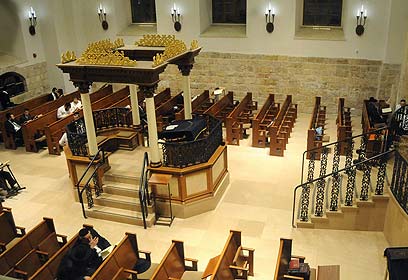 רומן יאנושבסקי