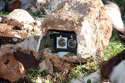 "מתקן ריגול ישראלי" שנחשף בדרום לבנון לפני כשנתיים (צילום: AP) (צילום: AP)