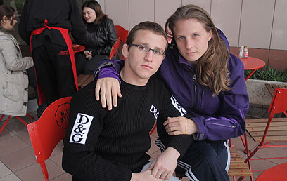 ארשנסקי וחברתו למשלחת האולימפית ללונדון, אליס שלזינגר (צילום: אורן אהרוני) (צילום: אורן אהרוני)