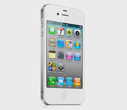 אייפון 4 לבן. עדיין אחד המכשירים המתקדמים בשוק ()