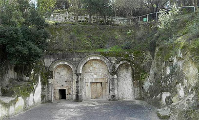 מערות תת-קרקעיות בנקרופוליס היהודית. בית שערים (צילום: זיו ריינשטיין) (צילום: זיו ריינשטיין)