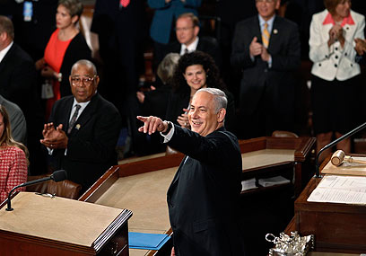 Netanyahu addresses US Congress in 2011. One has to be a Shiite suicide bomber to dare deliver a guest address in front of a half empty chamber (Photo: Reuters)