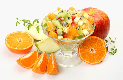ירידה בלחץ הדם בזכות צריכת 10-5 מנות פירות וירקות ליום (צילום: Shutterstock) (צילום: Shutterstock)
